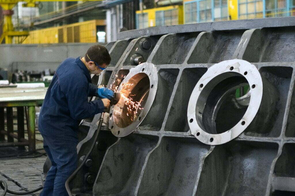 bisnis manufaktur adalah